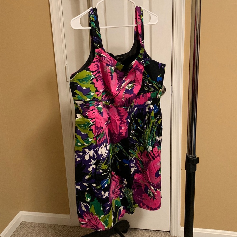 Bright color tank dress with pleats